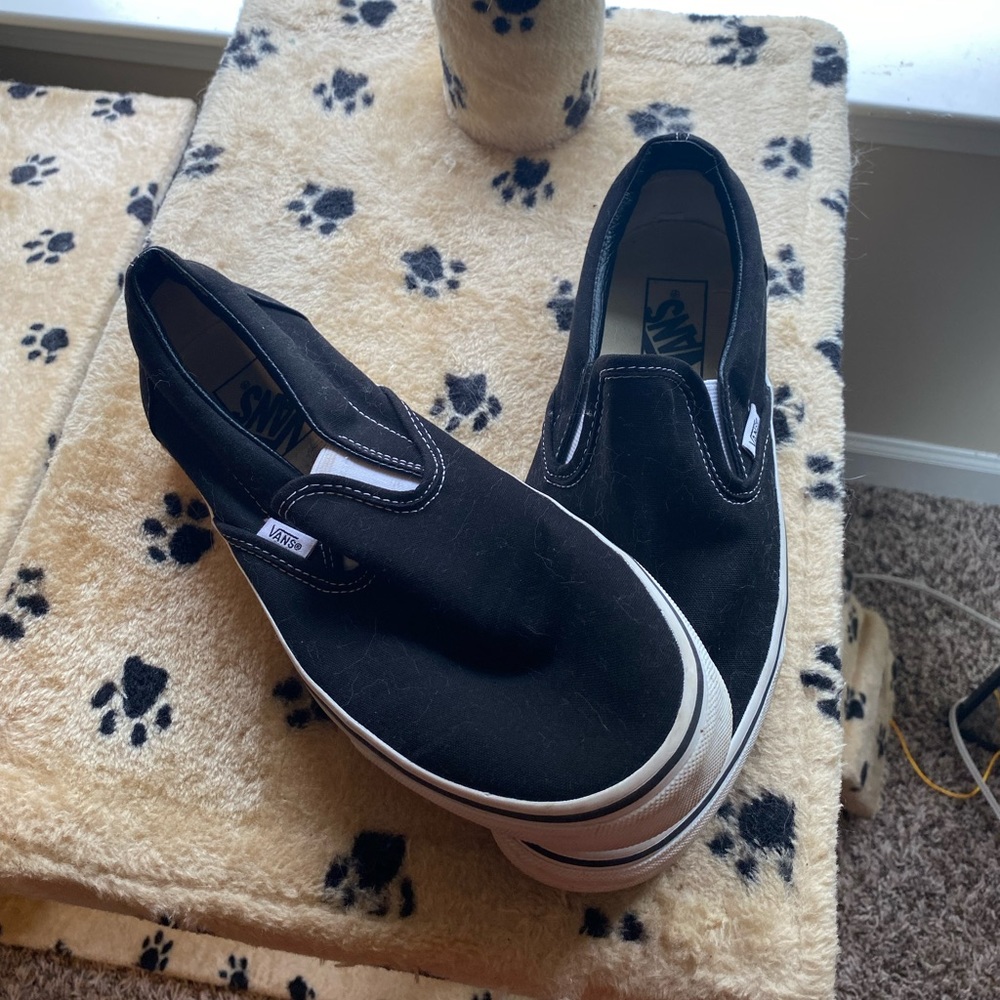Black Slip on Vans Size 10 Women’s